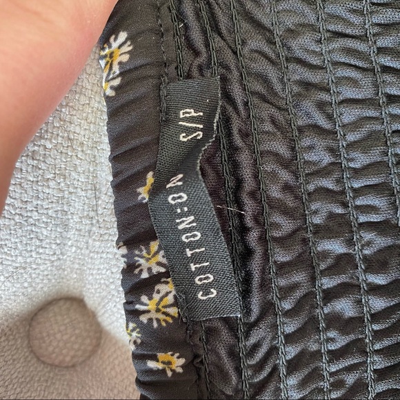 High Wasted Mini Skirt - Picture 2 of 5